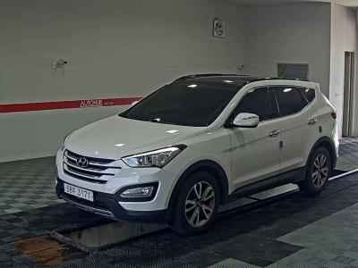 HYUNDAI SANTA FE (DM)