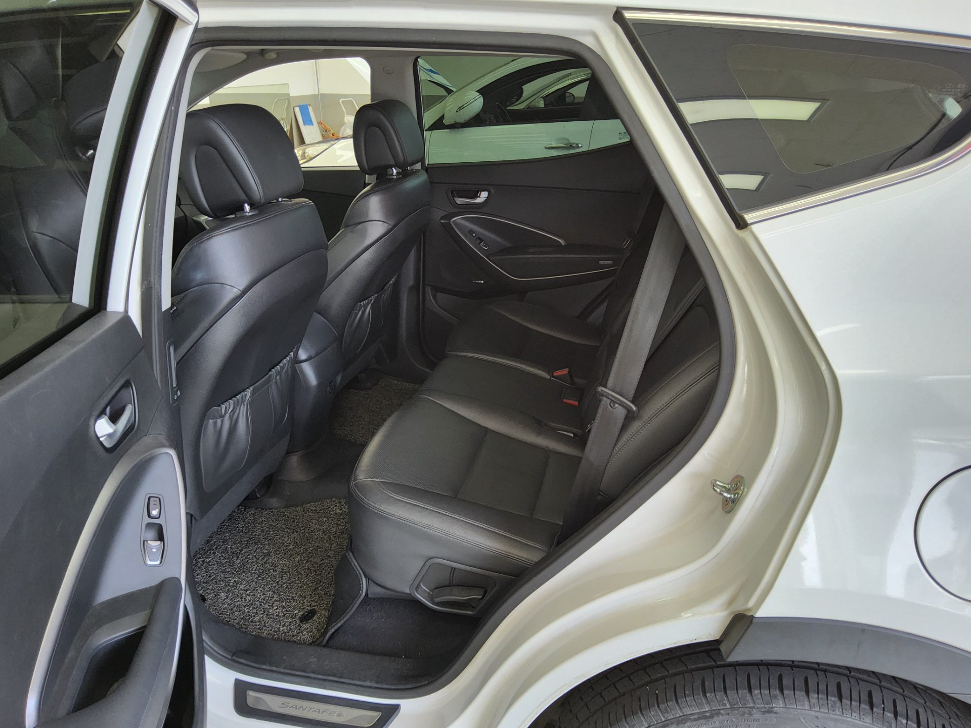 2014 - hyundai santa fe