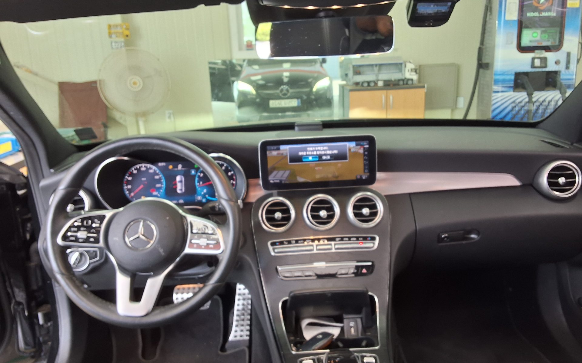 2021 - mercedes-benz c200