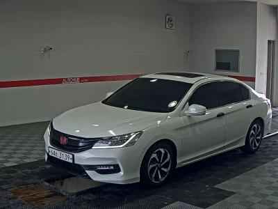 HONDA ACCORD (9TH GEN) EX-
