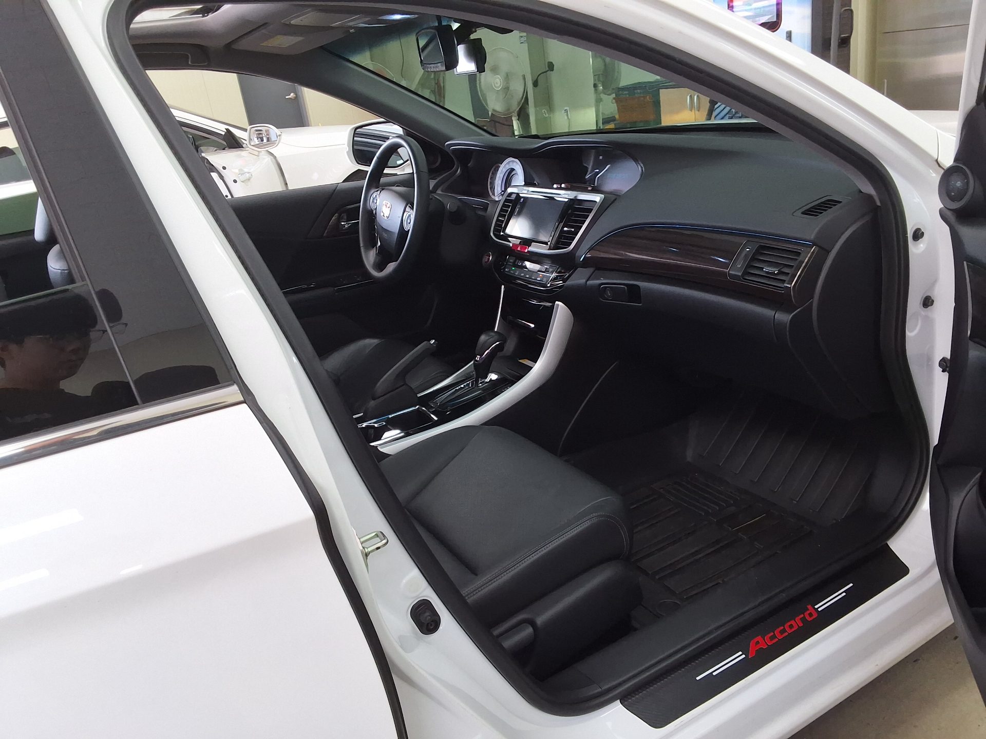 2017 - honda accord
