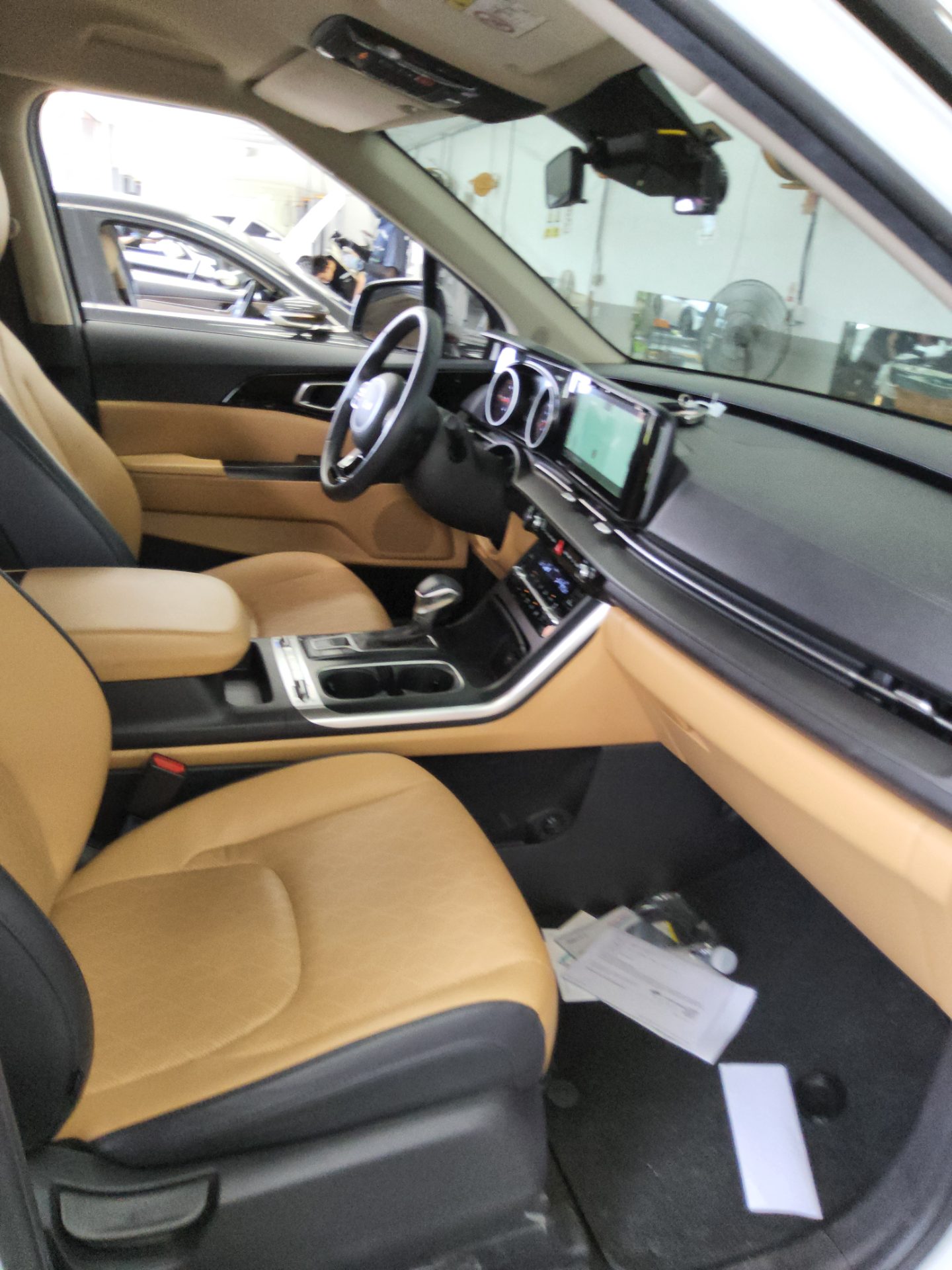 2023 - kia carnival