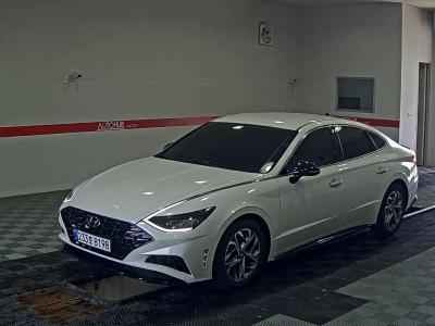HYUNDAI SONATA (DN8)