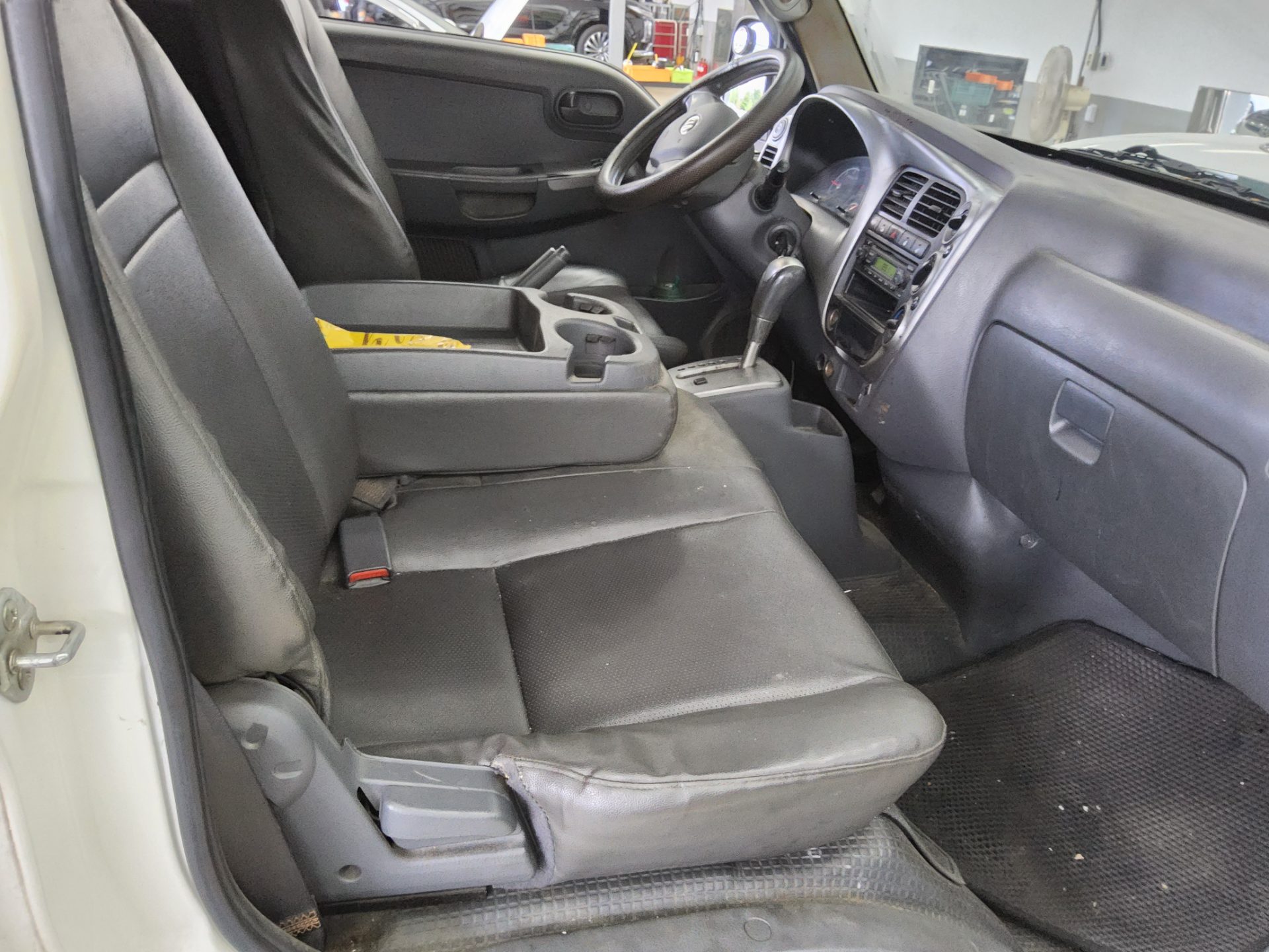 2016 - kia bongo