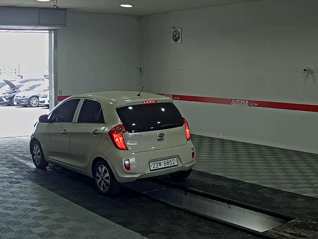 2014 - kia morning