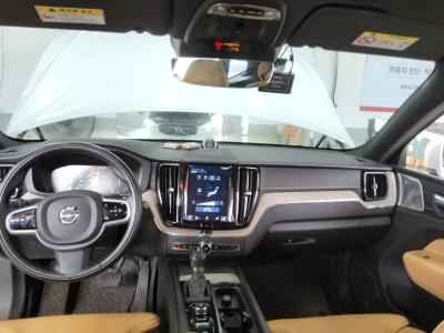 فولفو Xc60 (2Nd Gen) D5 دفع رباعي Inscription 2019 دفع رباعي