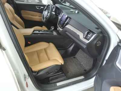 فولفو Xc60 (2Nd Gen) D5 دفع رباعي Inscription 2019 دفع رباعي