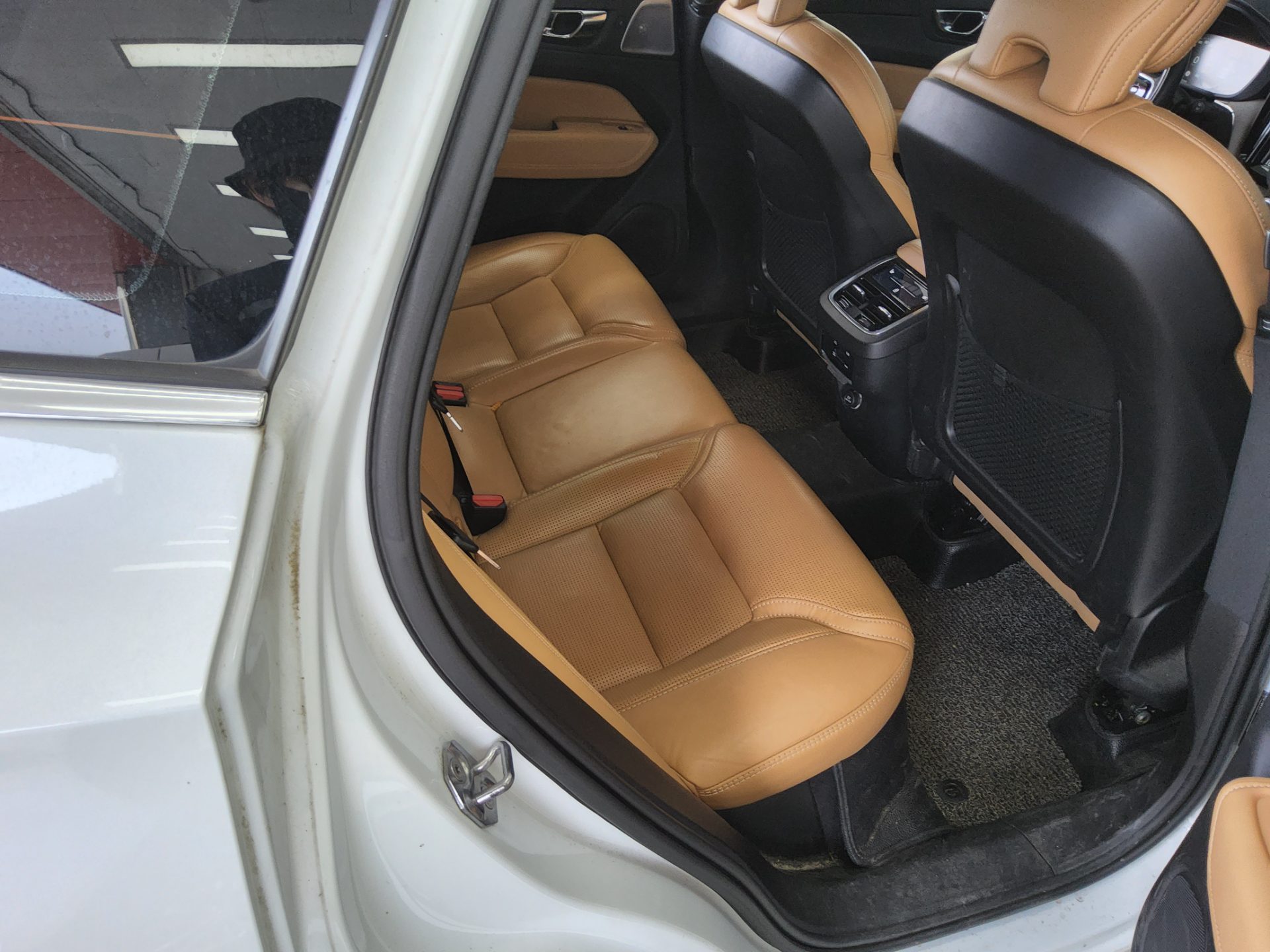 2019 - volvo xc60