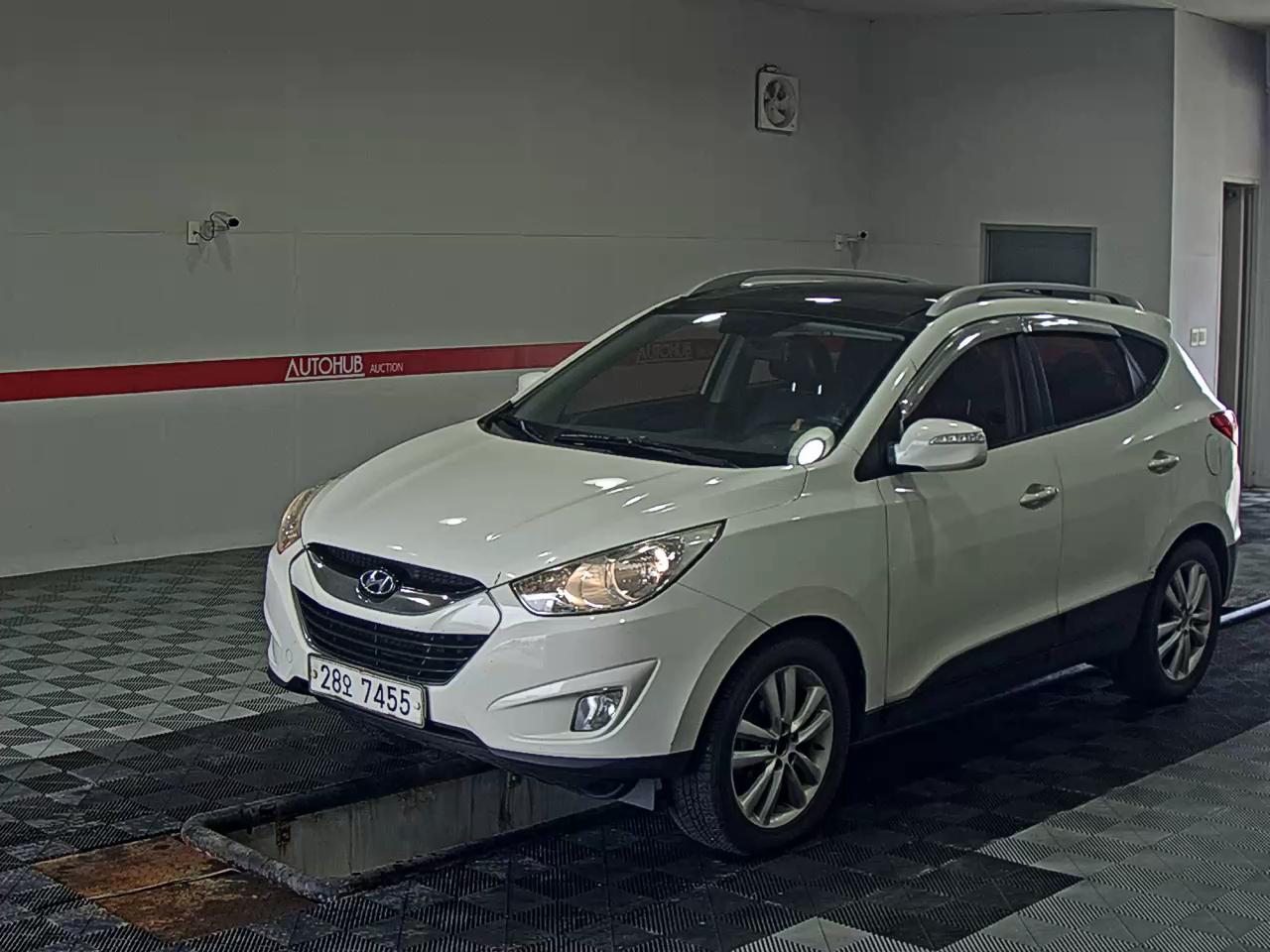 2010 - hyundai tucson