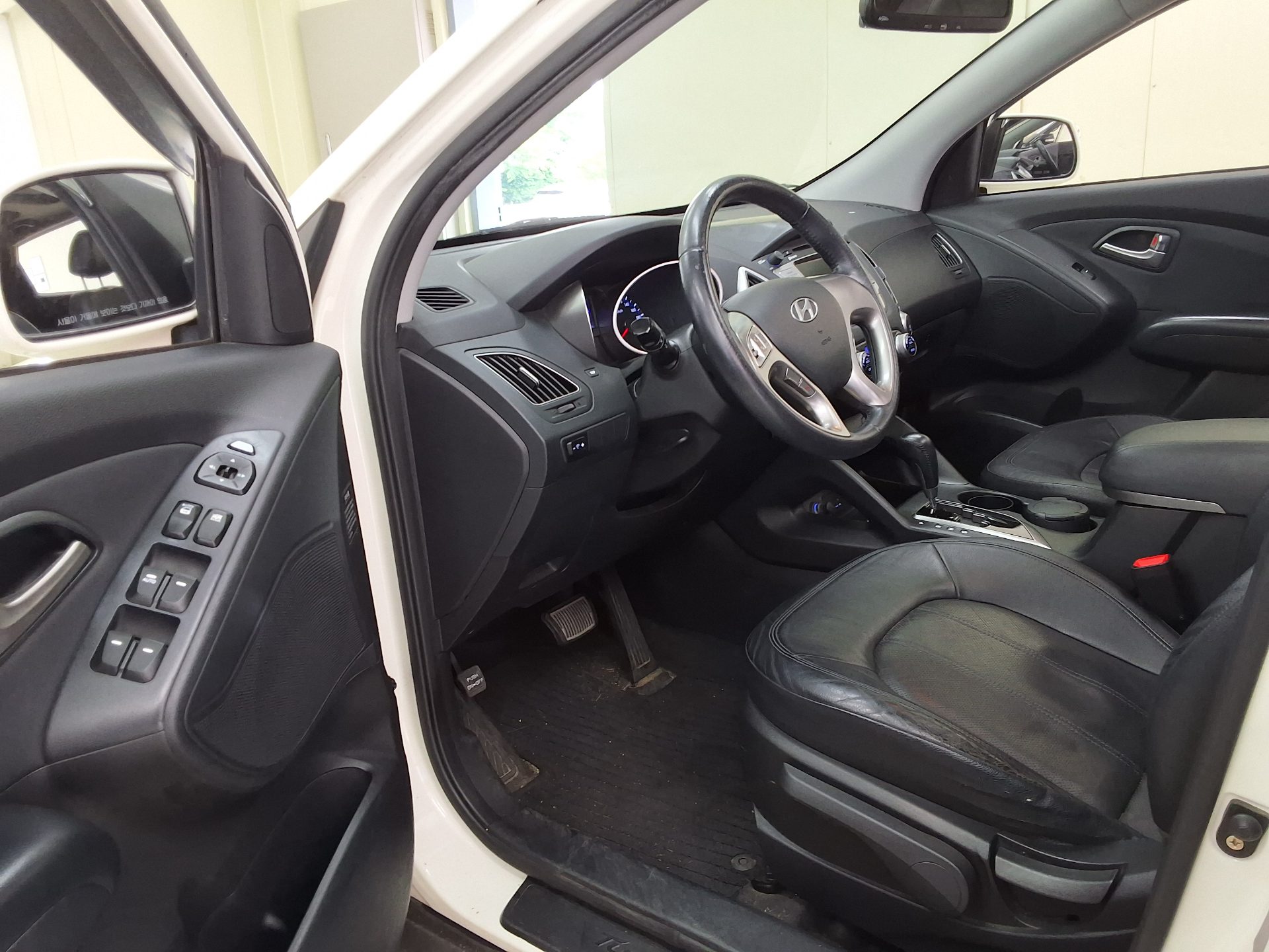2010 - hyundai tucson