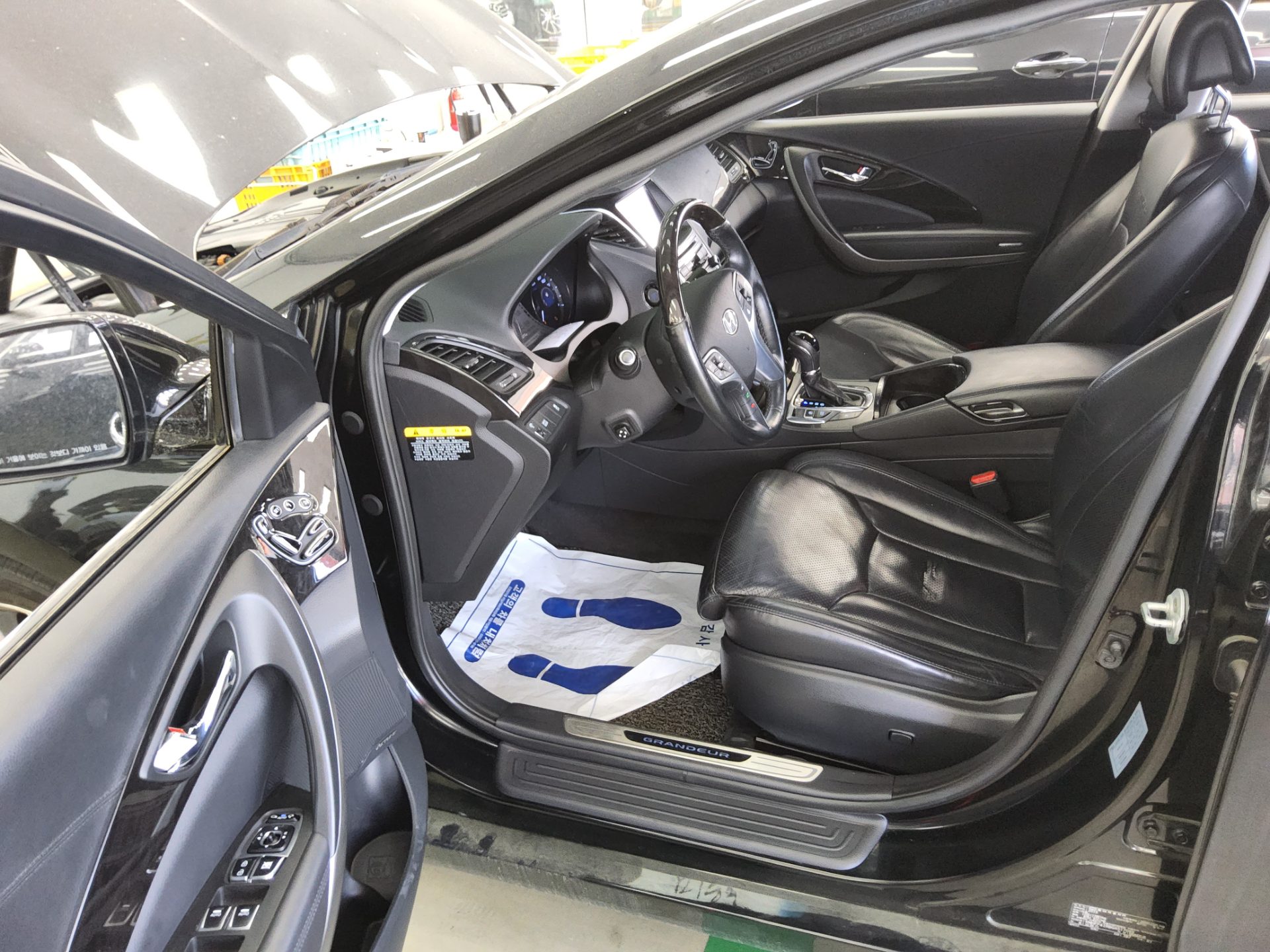 2016 - hyundai grandeur