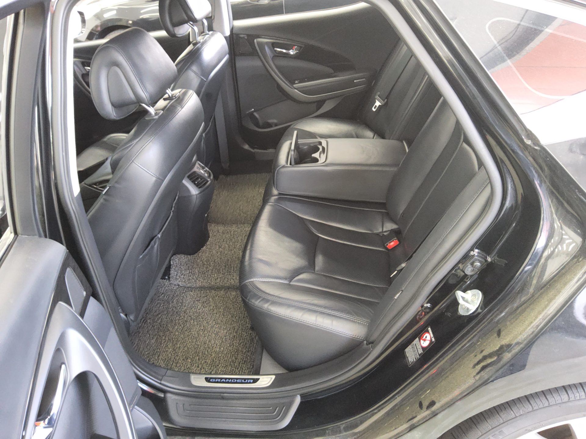 2016 - hyundai grandeur