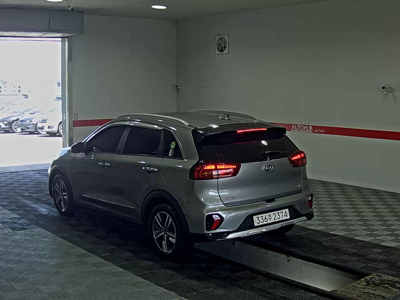 2020 - kia niro