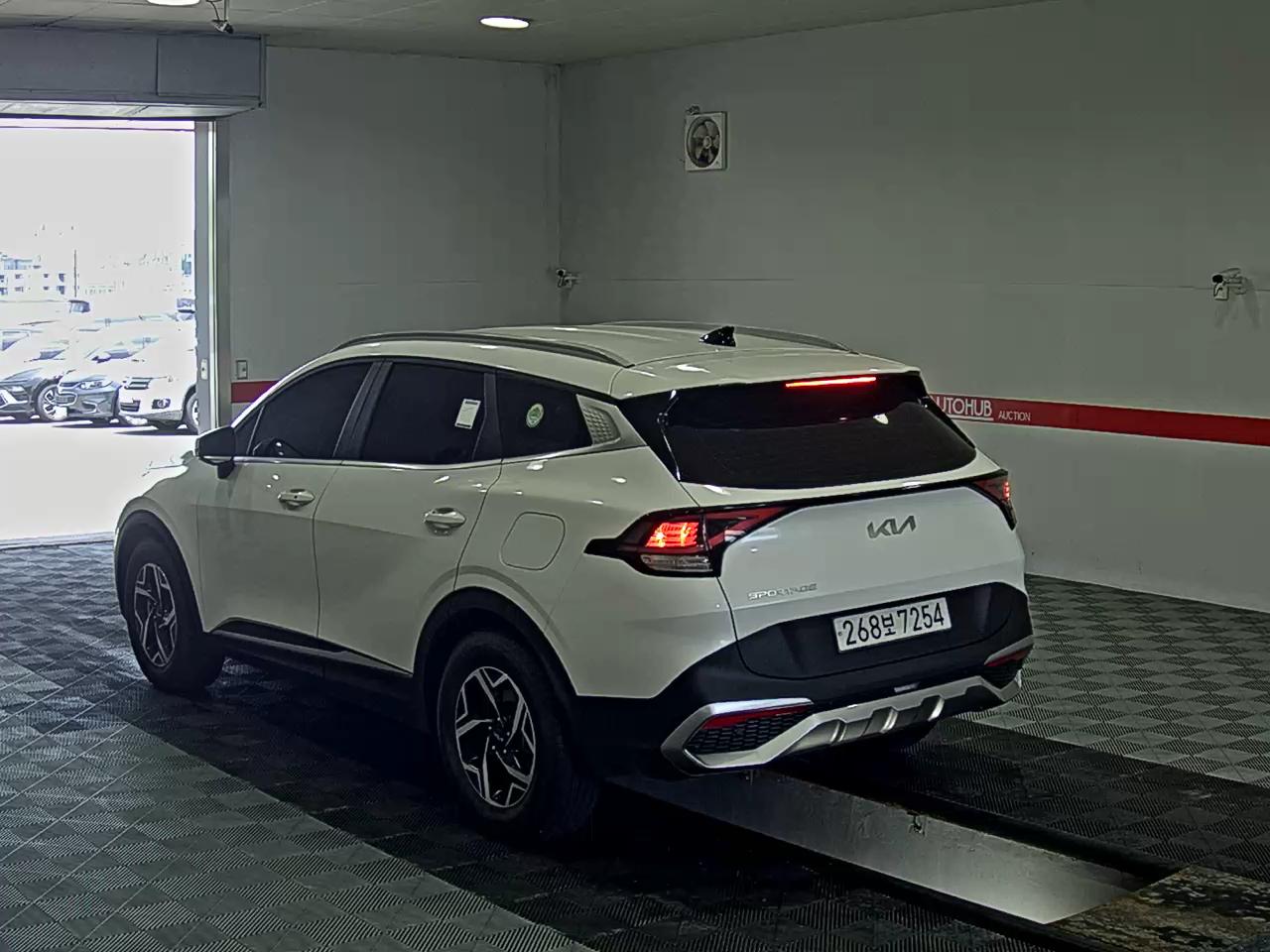 2023 - kia sportage