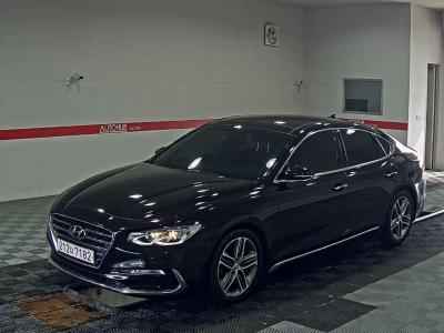 HYUNDAI GRANDEUR GDi RENTAL CAR