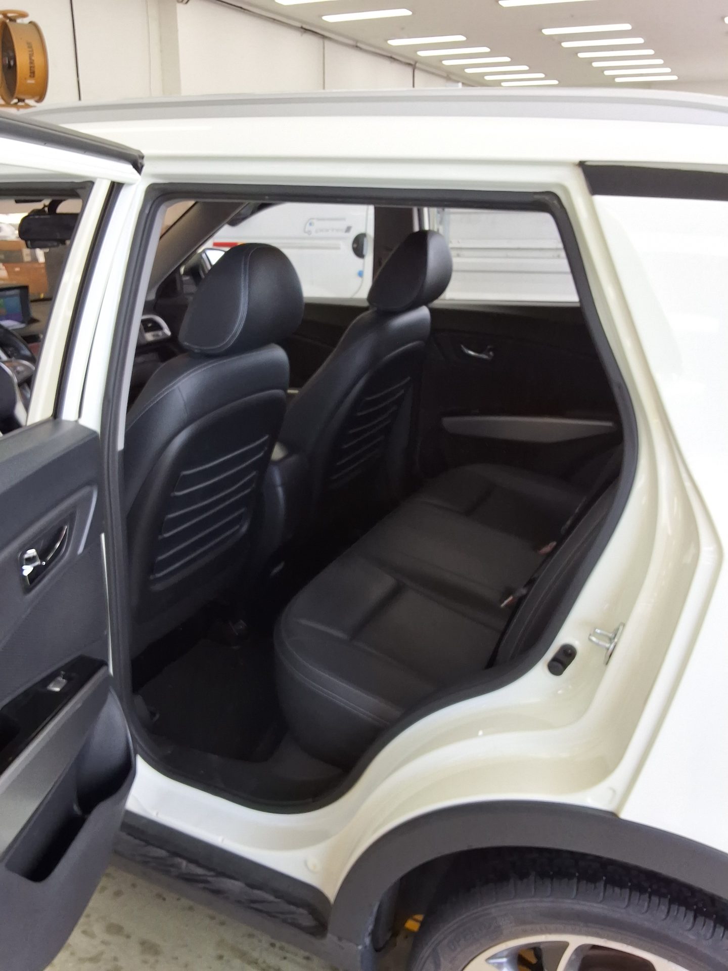 2016 - ssangyong tivoli