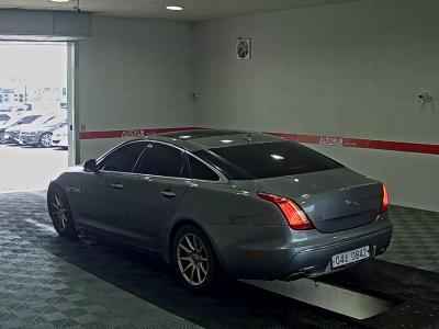 Jaguar Xj (8Th Gen) 2.0 Swb فاخر 2014 فاخر