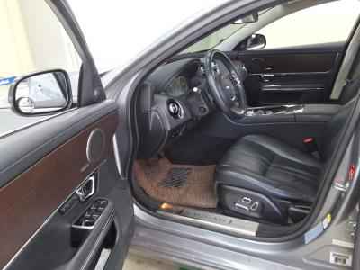 Jaguar Xj (8Th Gen) 2.0 Swb فاخر 2014 فاخر