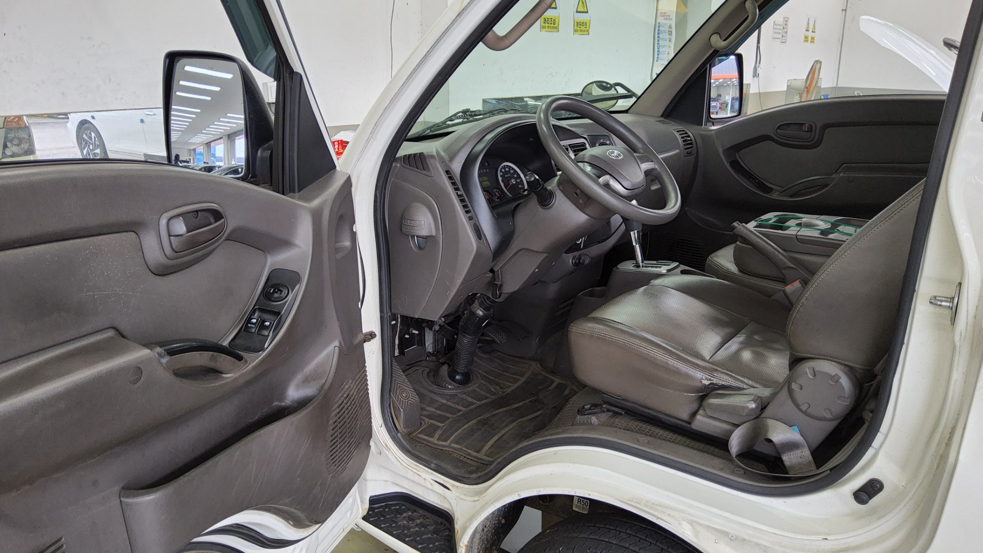 2014 - hyundai porter