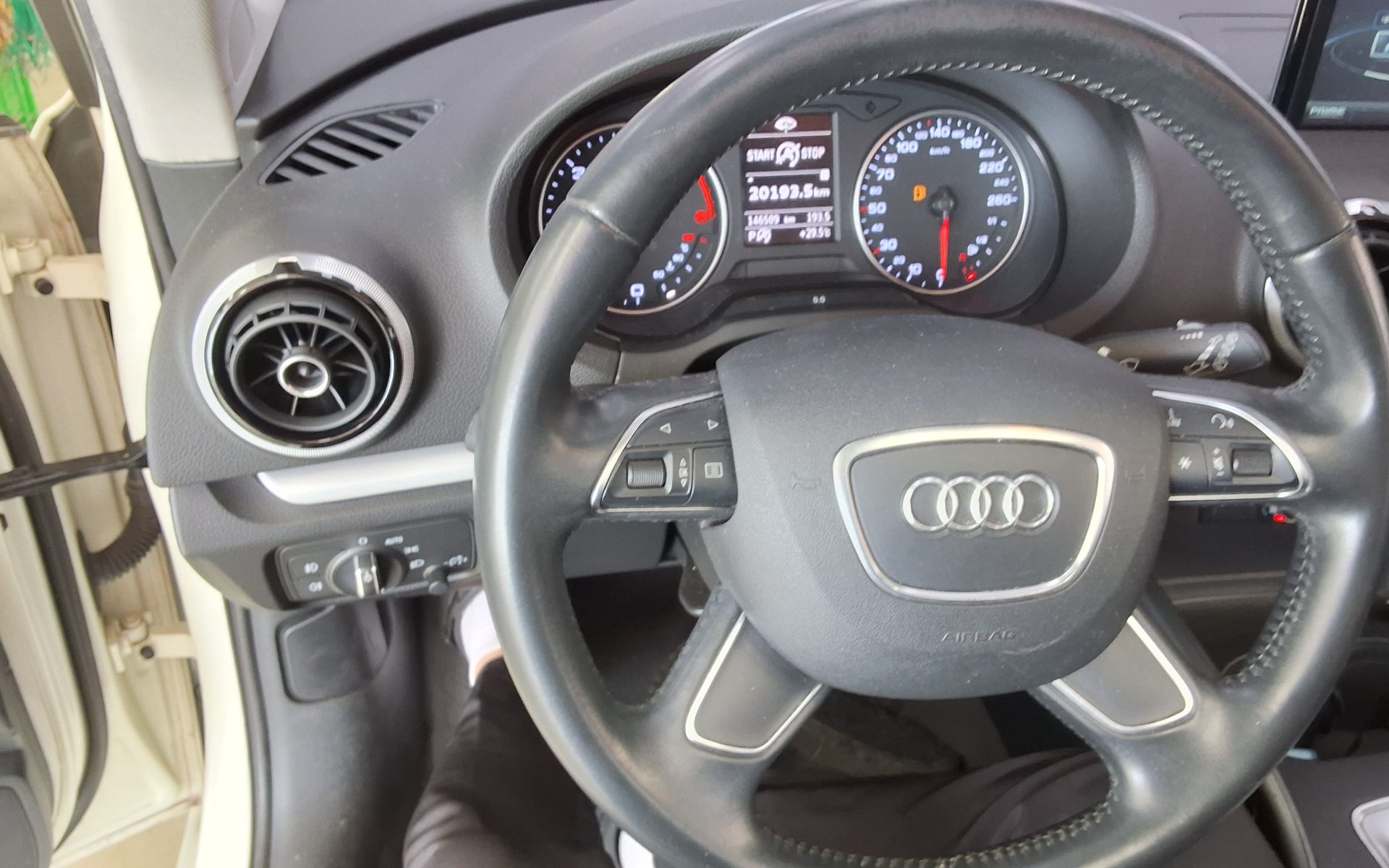 2015 - audi a3