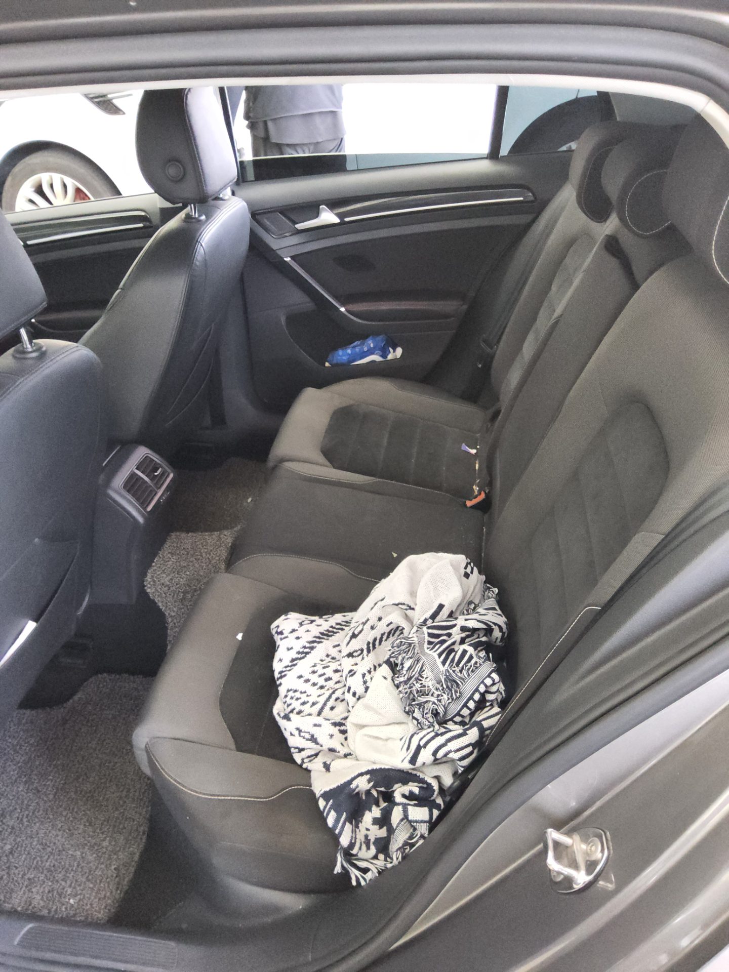 2014 - volkswagen golf