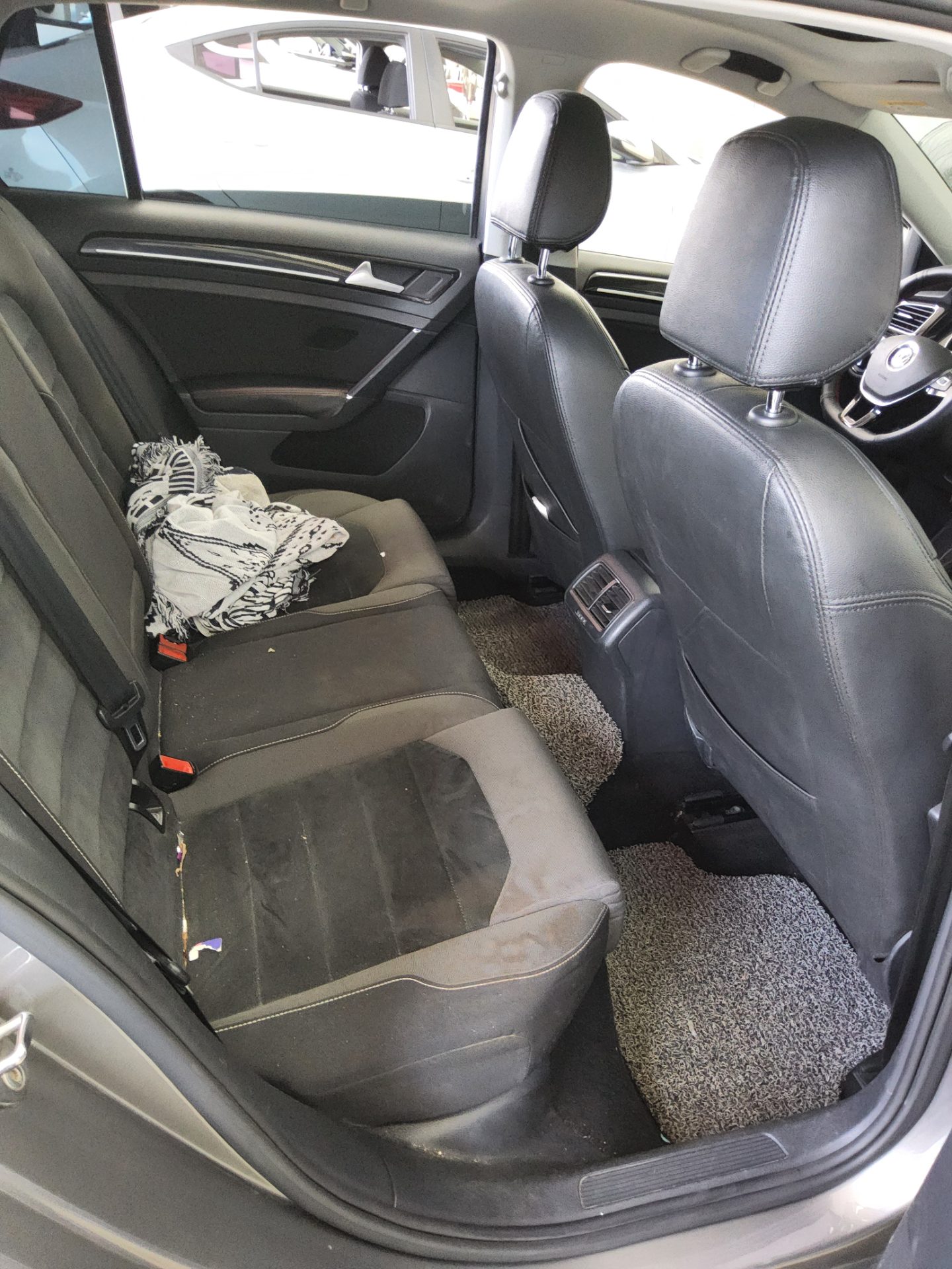 2014 - volkswagen golf