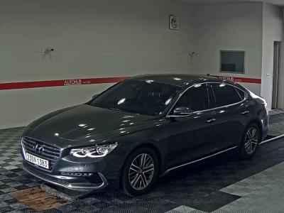 HYUNDAI GRANDEUR GDi