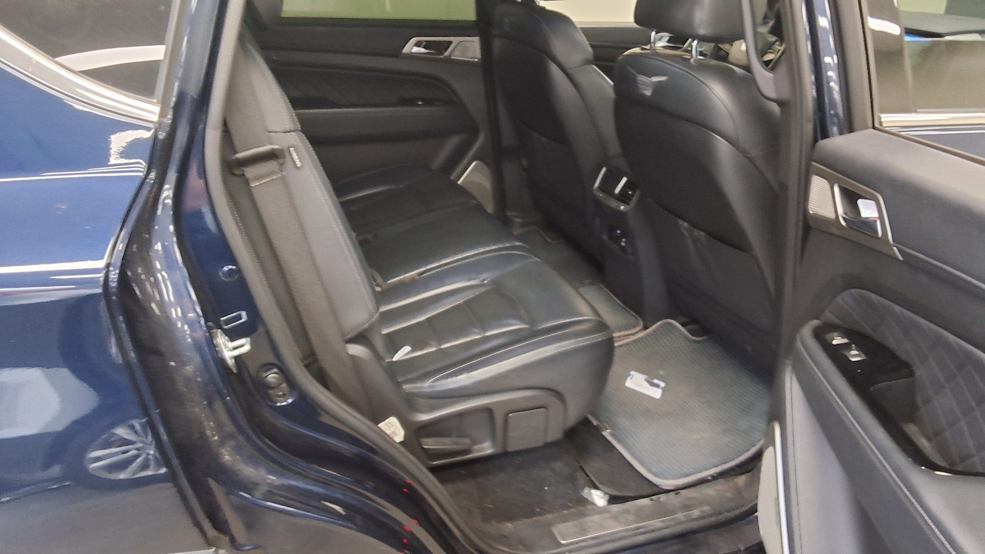 2018 - ssangyong rexton