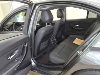 بي إم دبليو 3 Series (6Th Gen) 320D 2018 320d