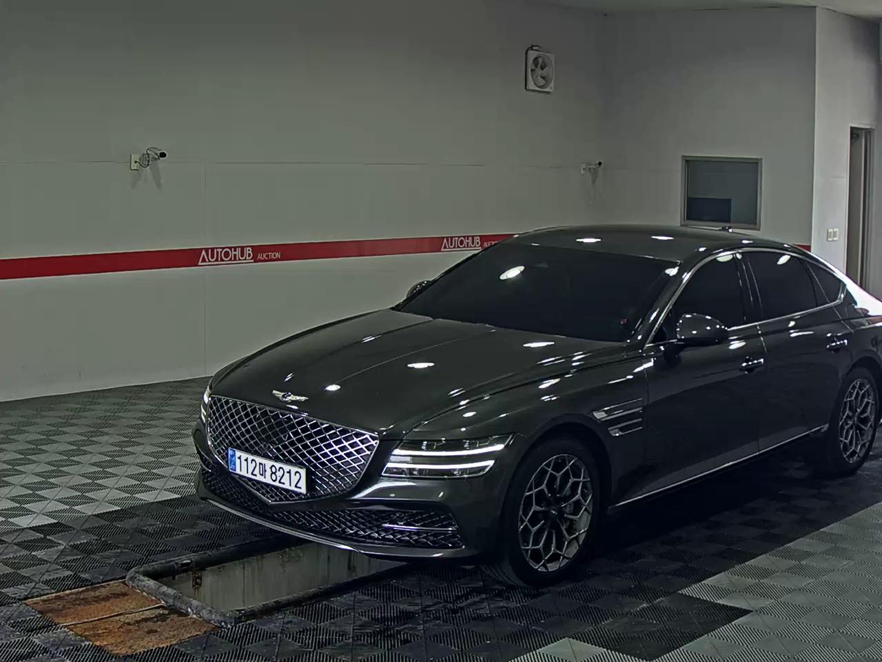 2022 - genesis g80