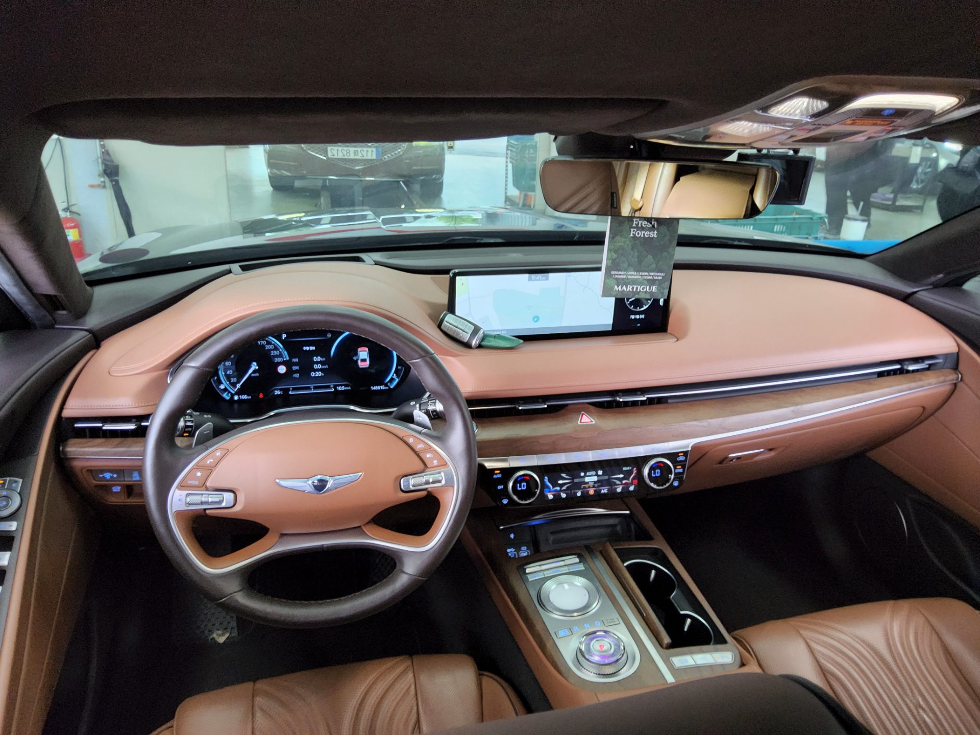 2022 - genesis g80