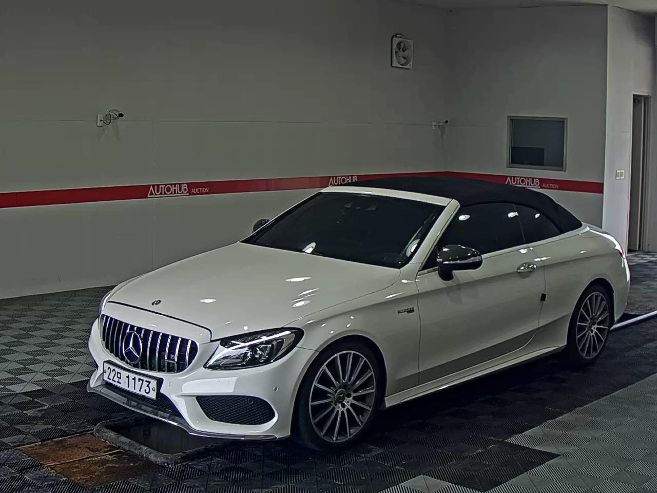 MERCEDES-BENZ C-CLASS (4TH GEN) C200 CABRIOLET