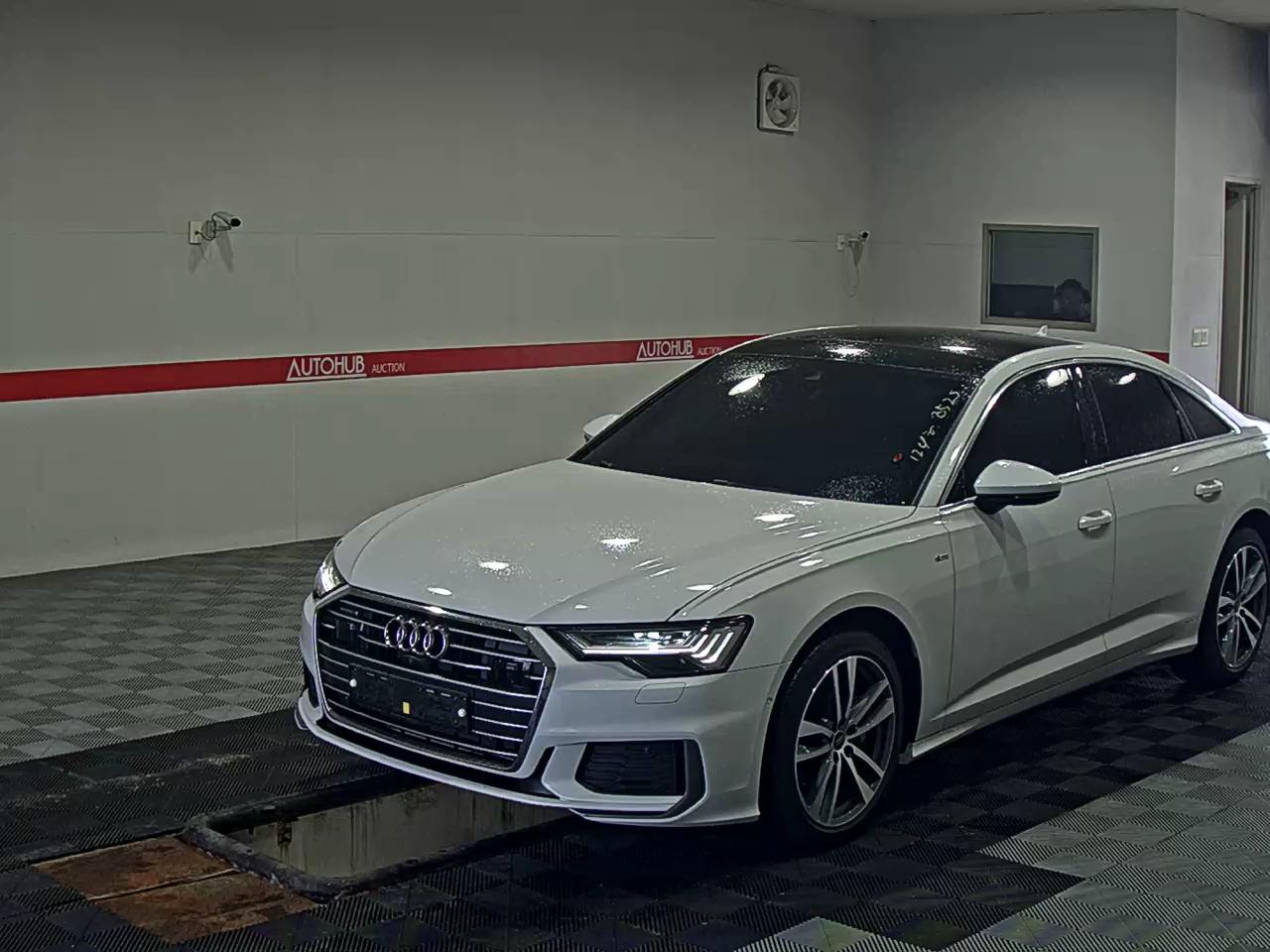 AUDI A6 (5TH GEN) 45 TFSI QUATTRO