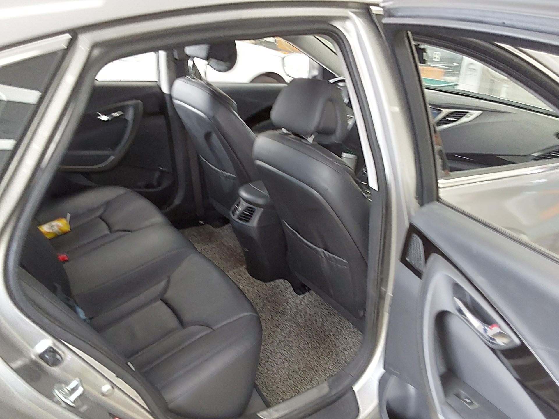 2014 - hyundai grandeur