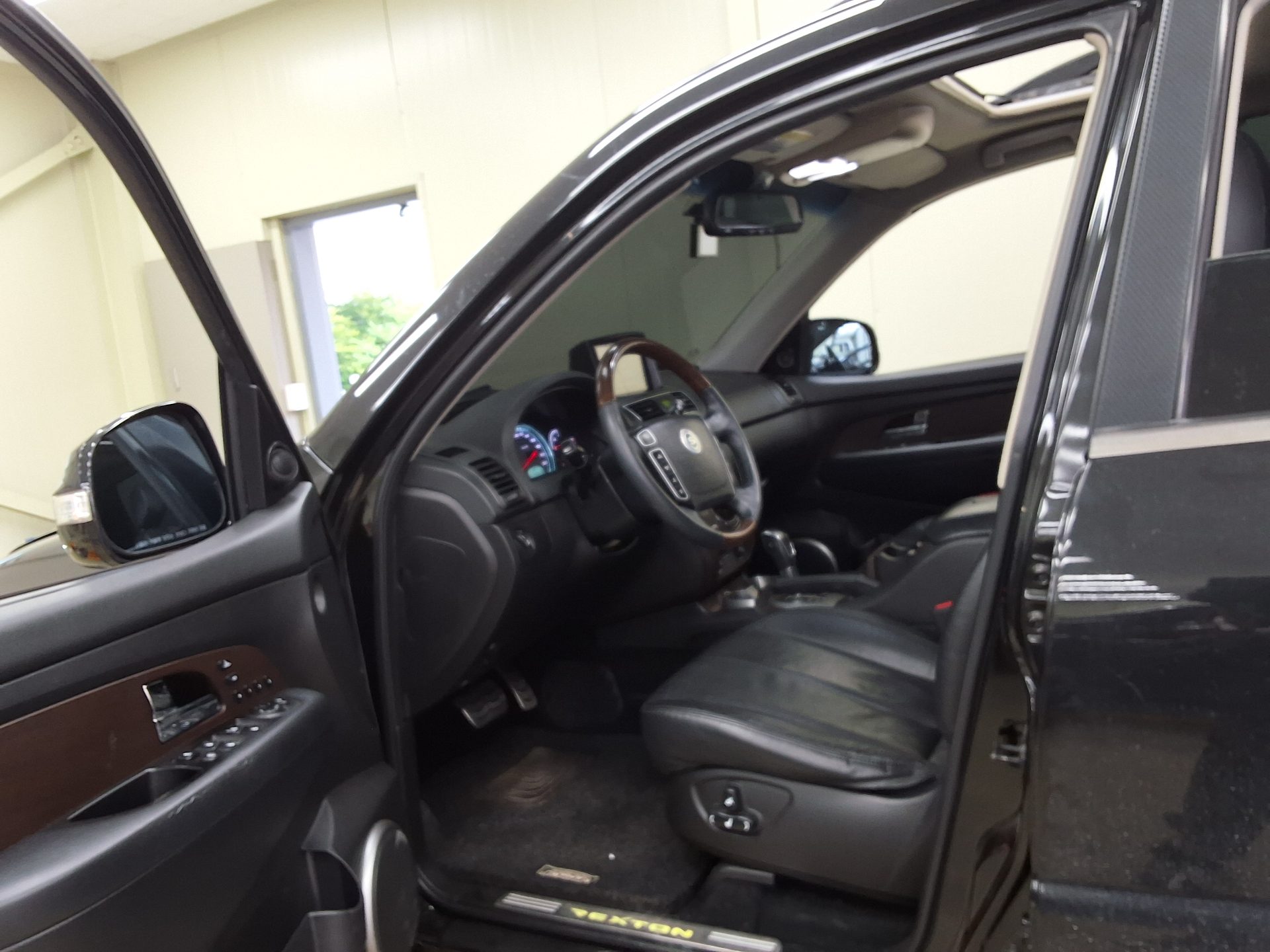 2014 - ssangyong rexton