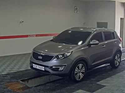 KIA SPORTAGE R