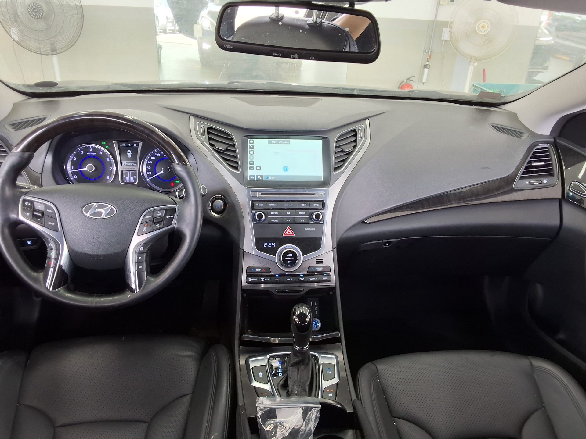 2015 - hyundai grandeur