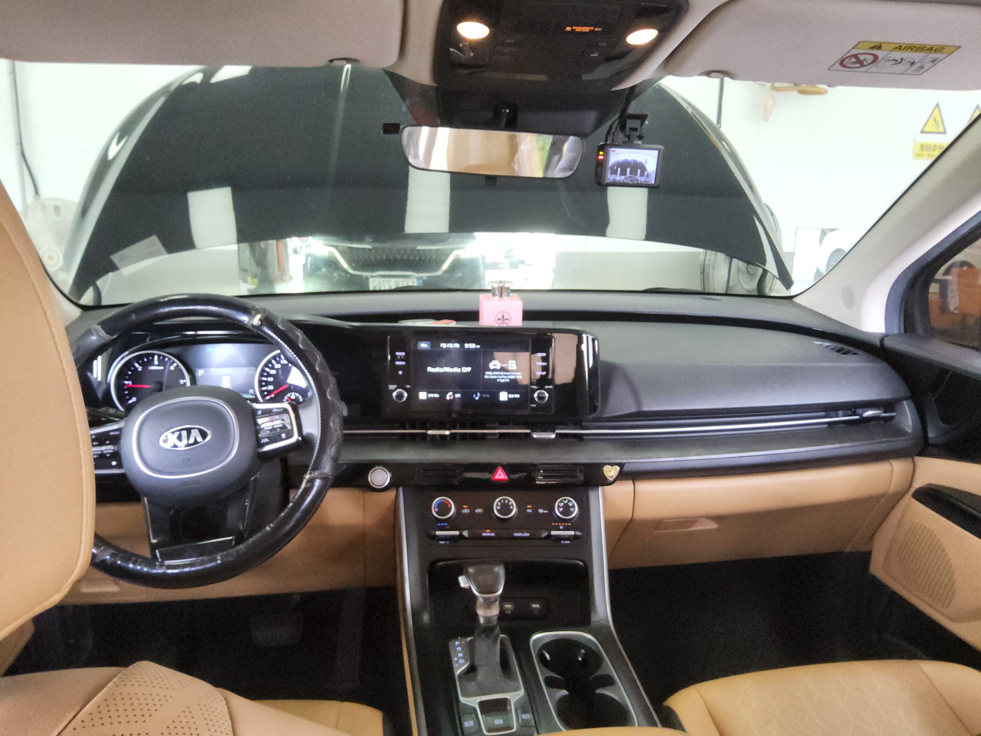 2021 - kia carnival