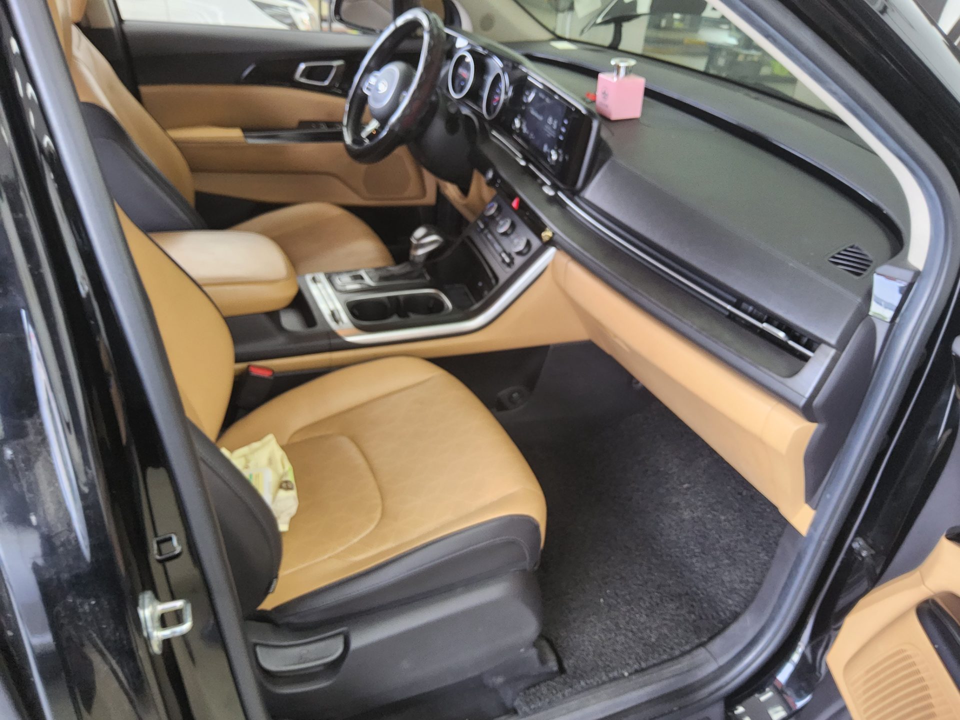 2021 - kia carnival