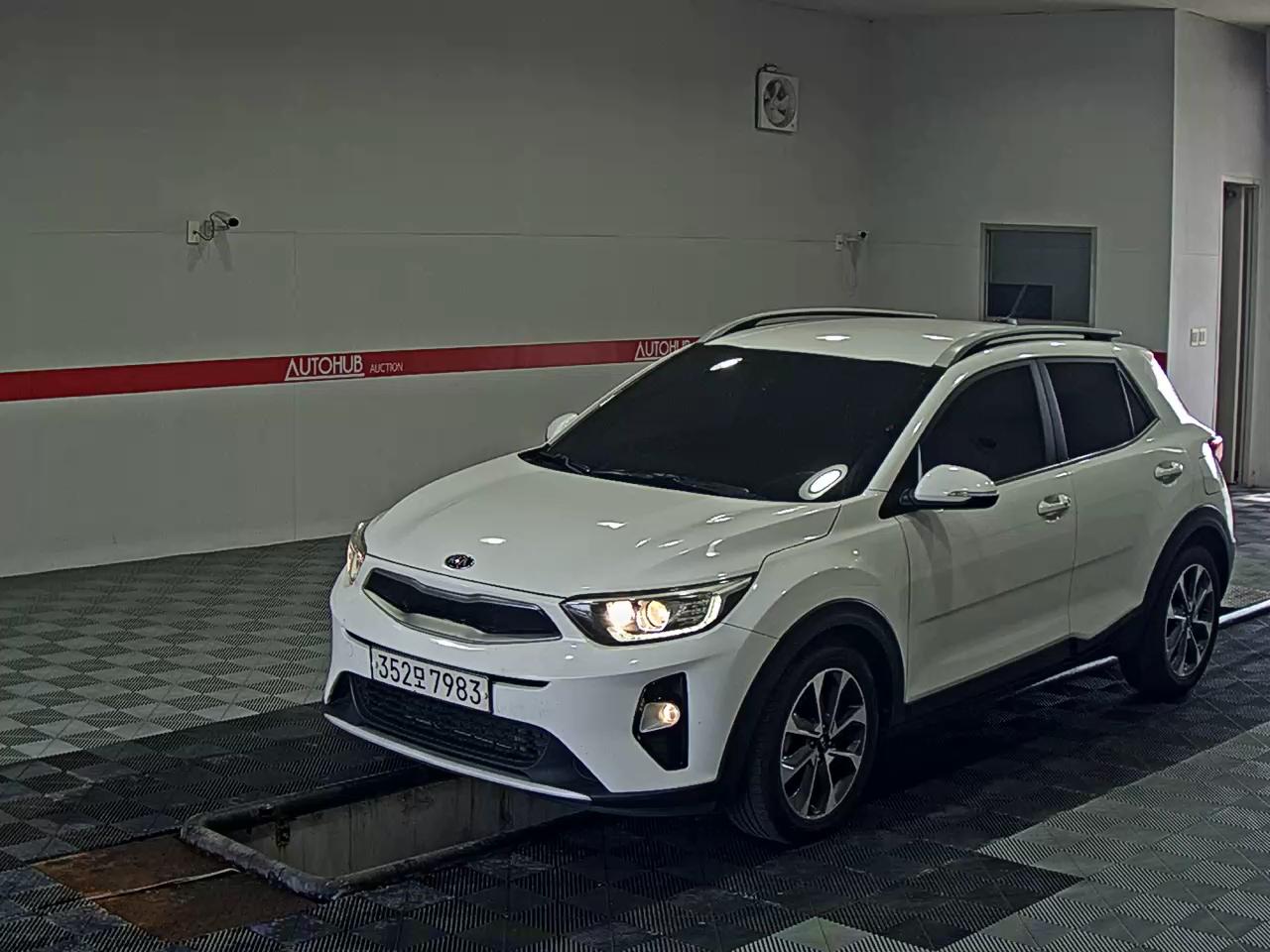 2018 - kia stonic