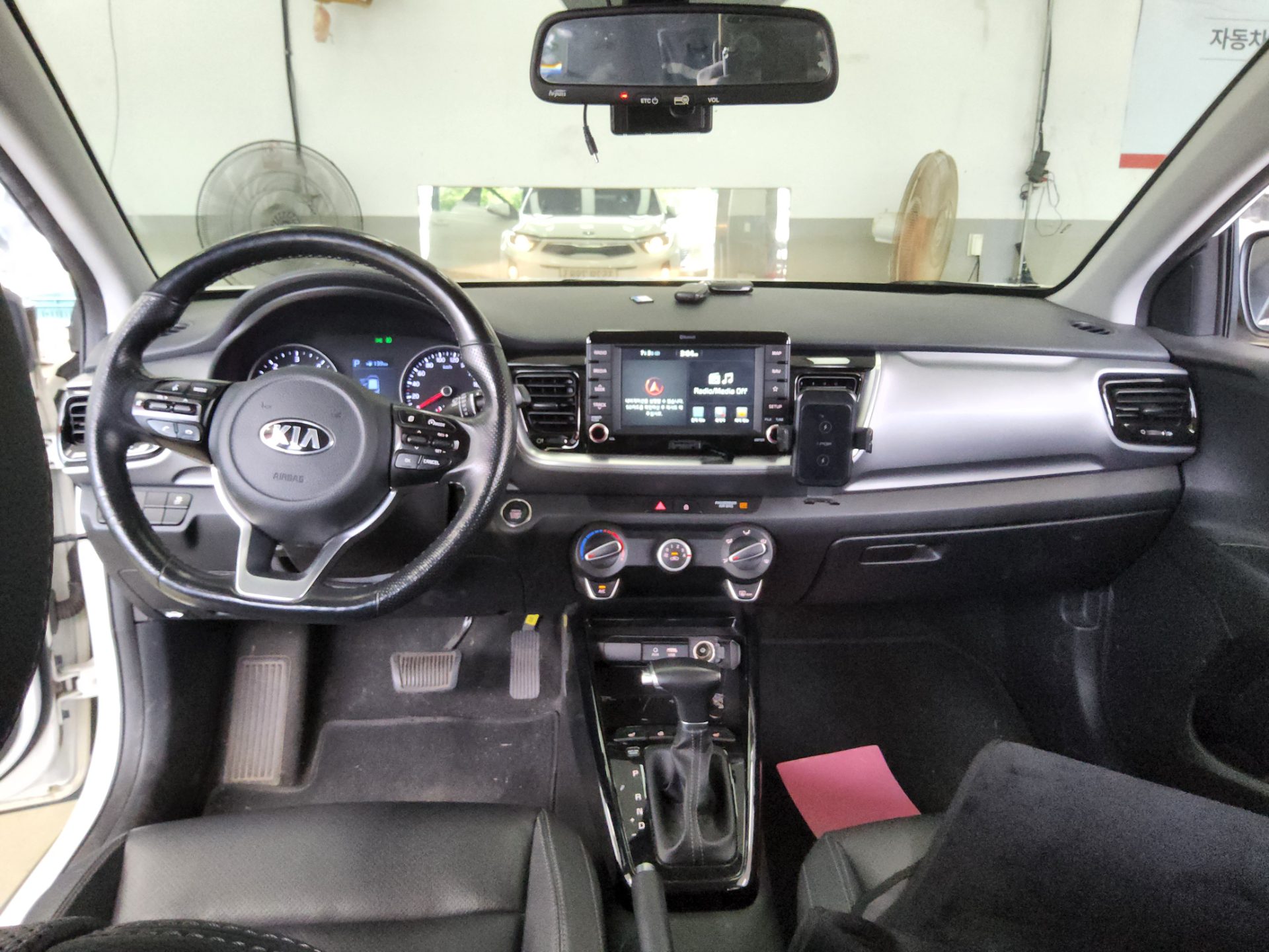 2018 - kia stonic