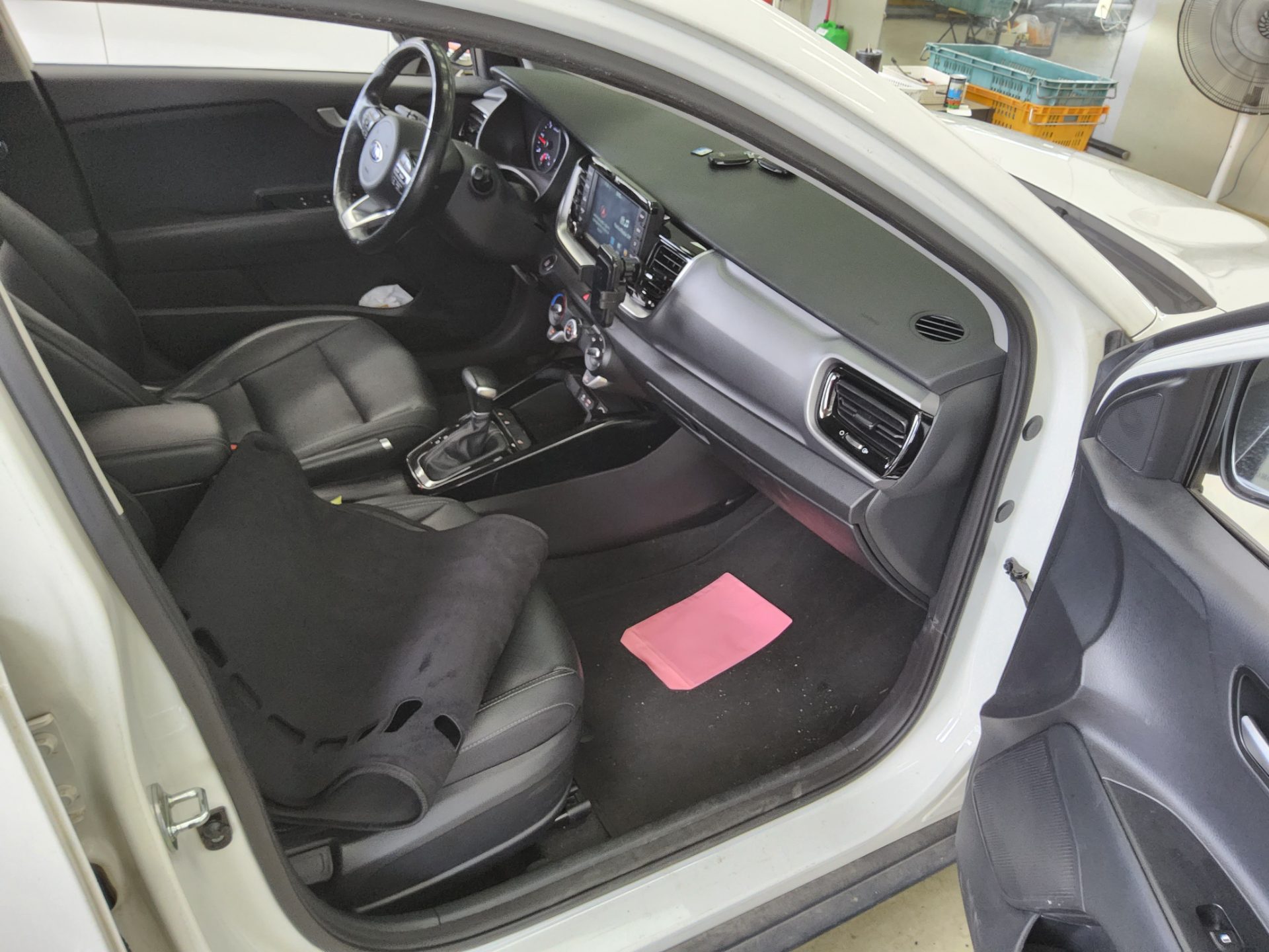 2018 - kia stonic