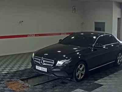 MERCEDES-BENZ CLASS (5TH GEN) E200 AVANTGARDE