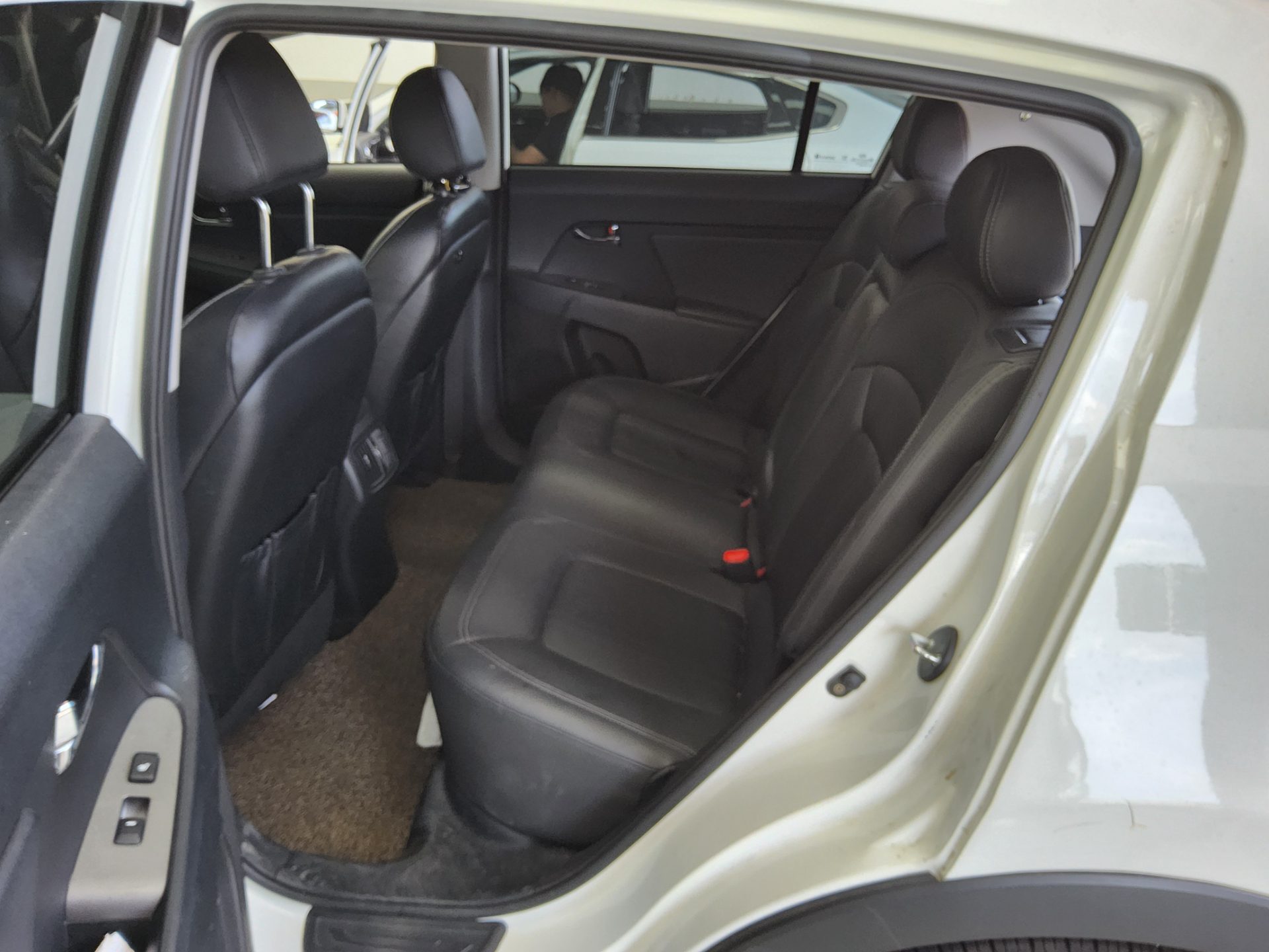 2014 - kia sportage