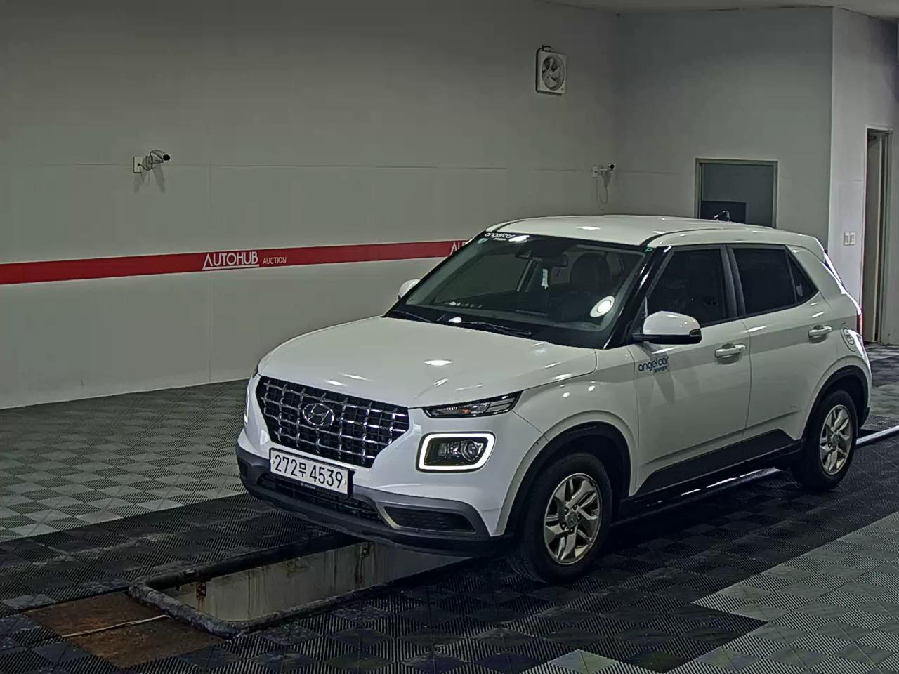 2021 - hyundai venue