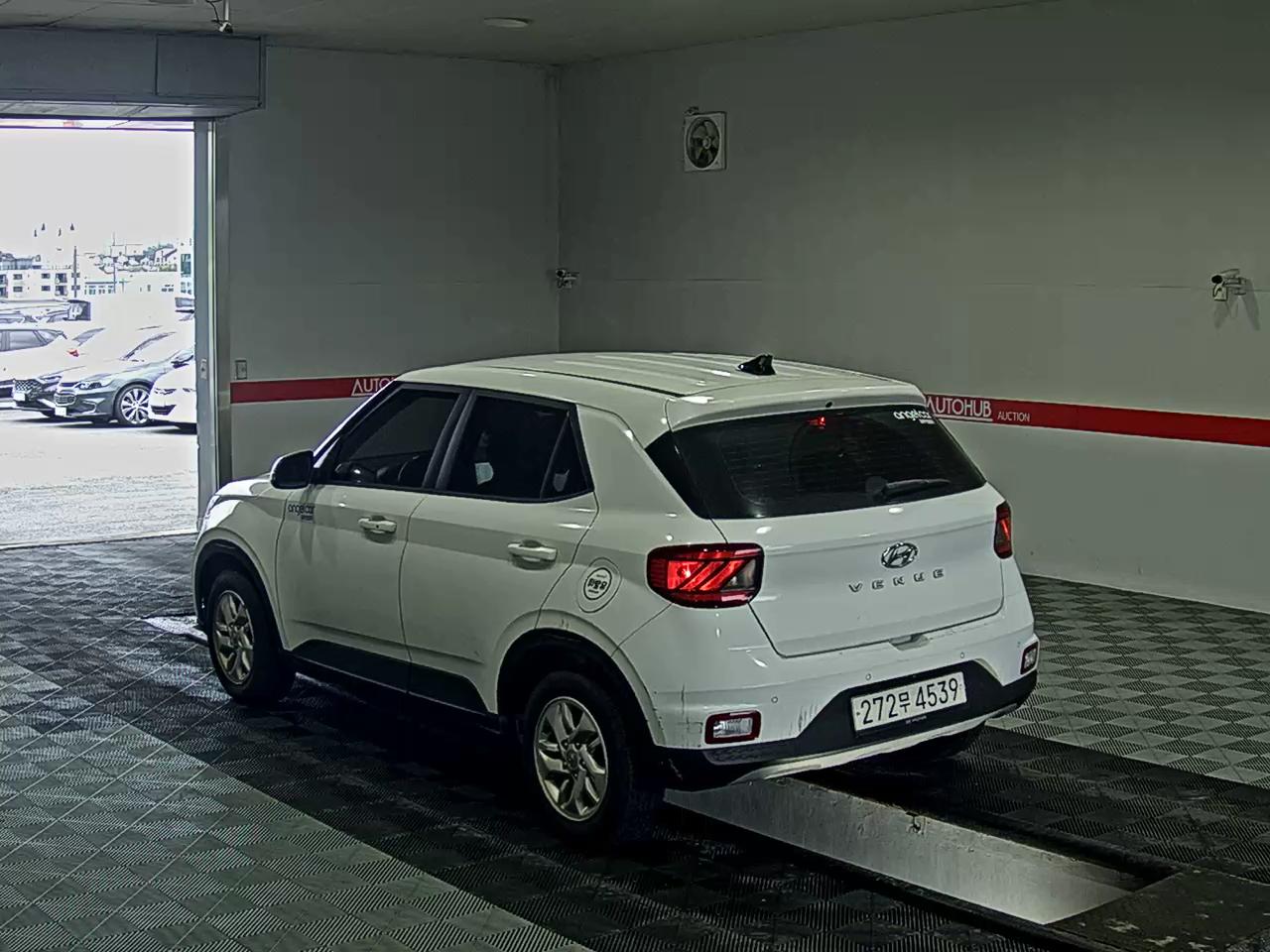 2021 - hyundai venue