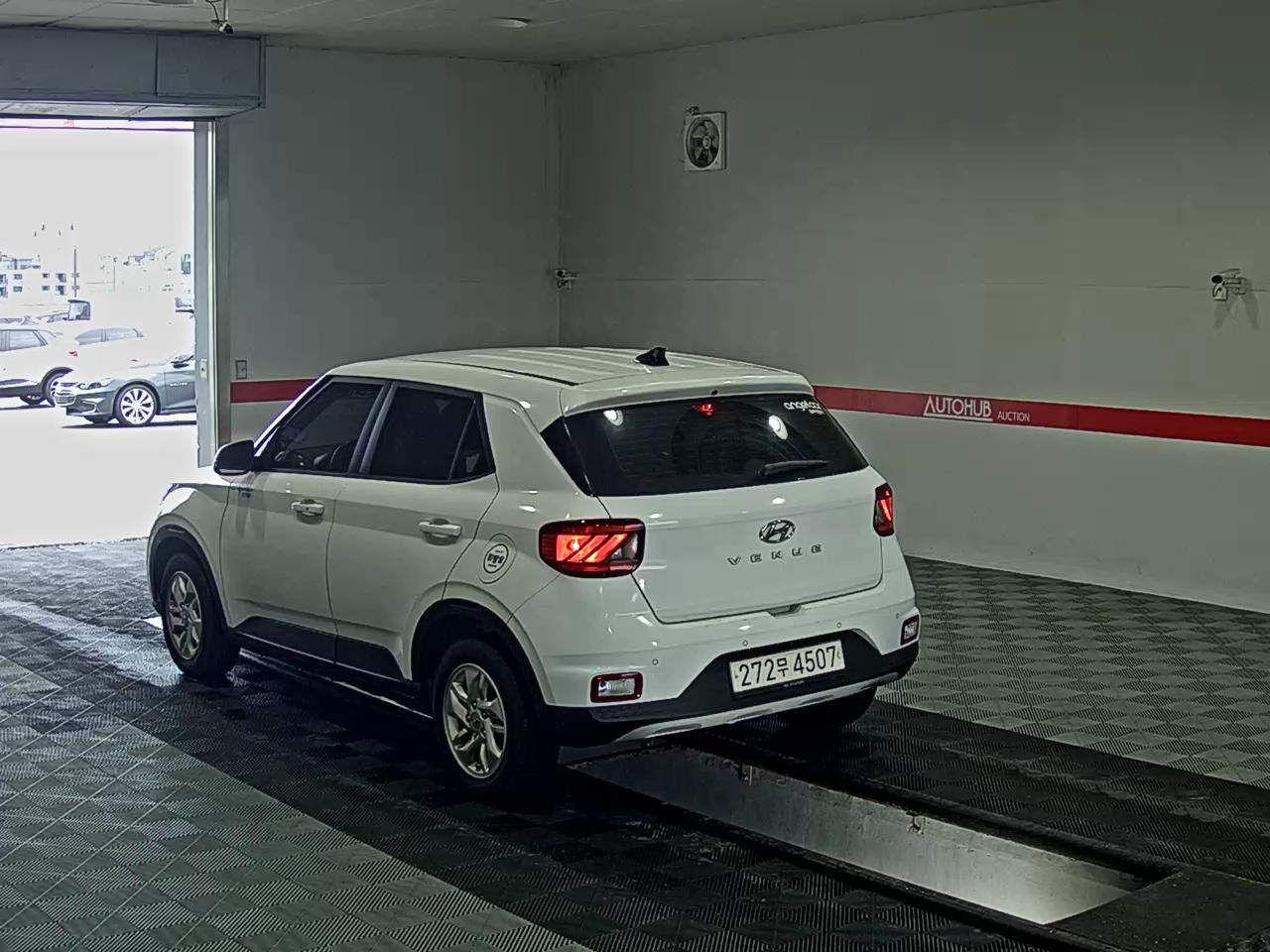2021 - hyundai venue