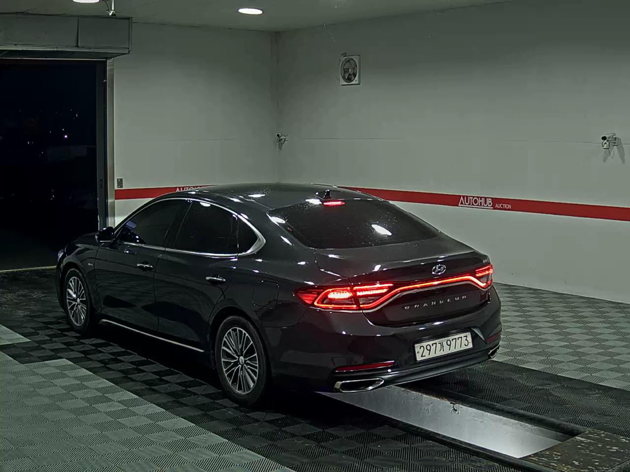 2019 - hyundai grandeur