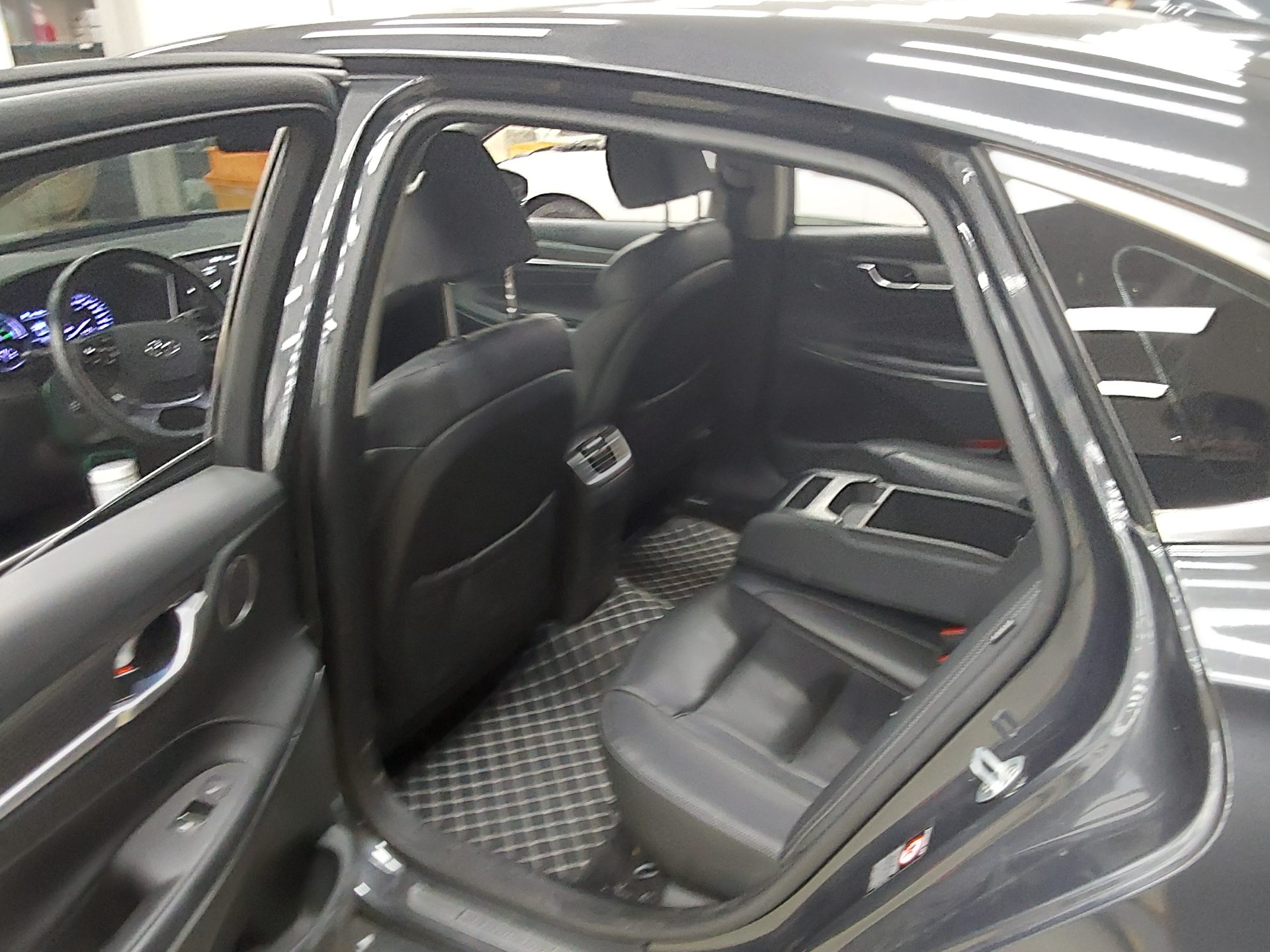 2019 - hyundai grandeur