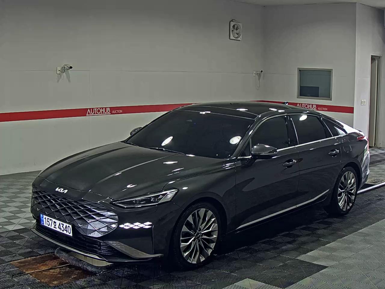 2022 - kia k8